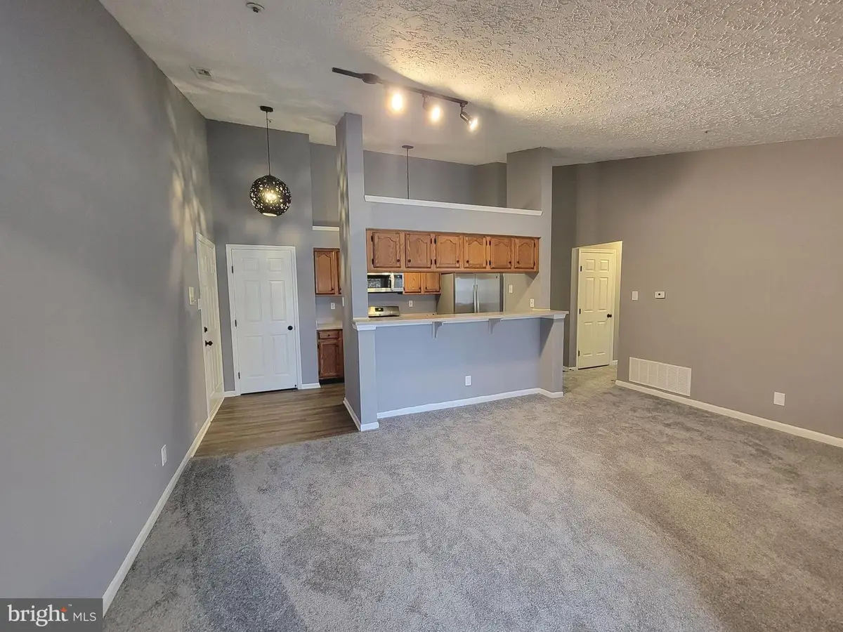 10 Kenwood Dr, Sicklerville, NJ 08081 - #1