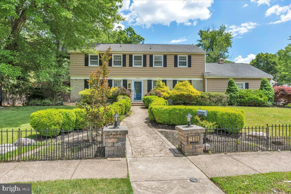 1900 Cardinal Lake Dr, Cherry Hill, NJ 08003 - #1
