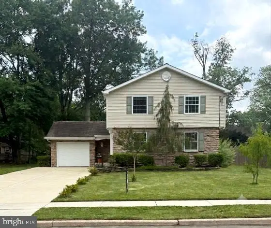 127 Deerfield Dr, CHERRY HILL, NJ 08034