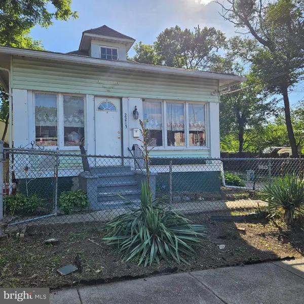 2215 37th St, PENNSAUKEN, NJ 08110