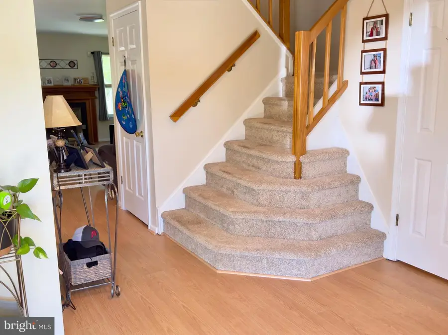 35 Fox Meadow Dr, Sicklerville, NJ 08081 - #3