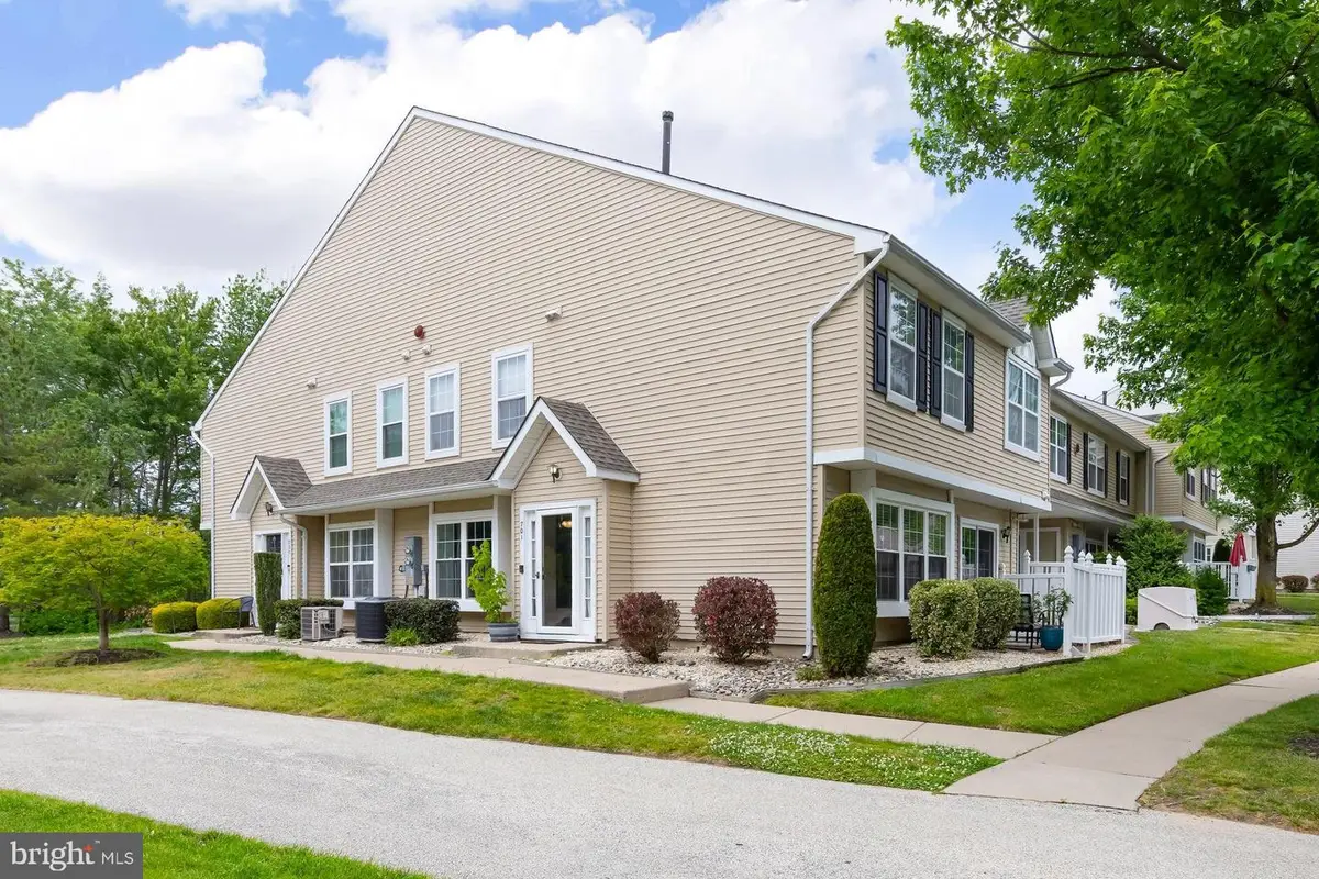 701 Tanglewood Dr, Sicklerville, NJ 08081 - #1