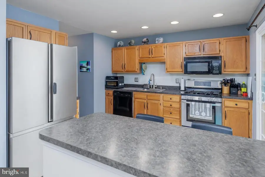 701 Tanglewood Dr, Sicklerville, NJ 08081 - #3