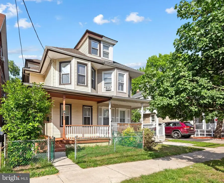 725 Hunter St, Gloucester City, NJ 08030 - #2