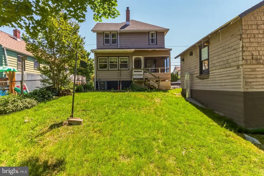 231 Greenwood Ave, Gloucester City, NJ 08030 - #3