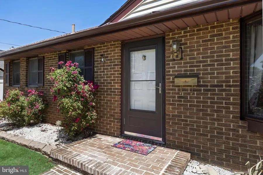 131 Walnut Ave, Bellmawr, NJ 08031 - #3
