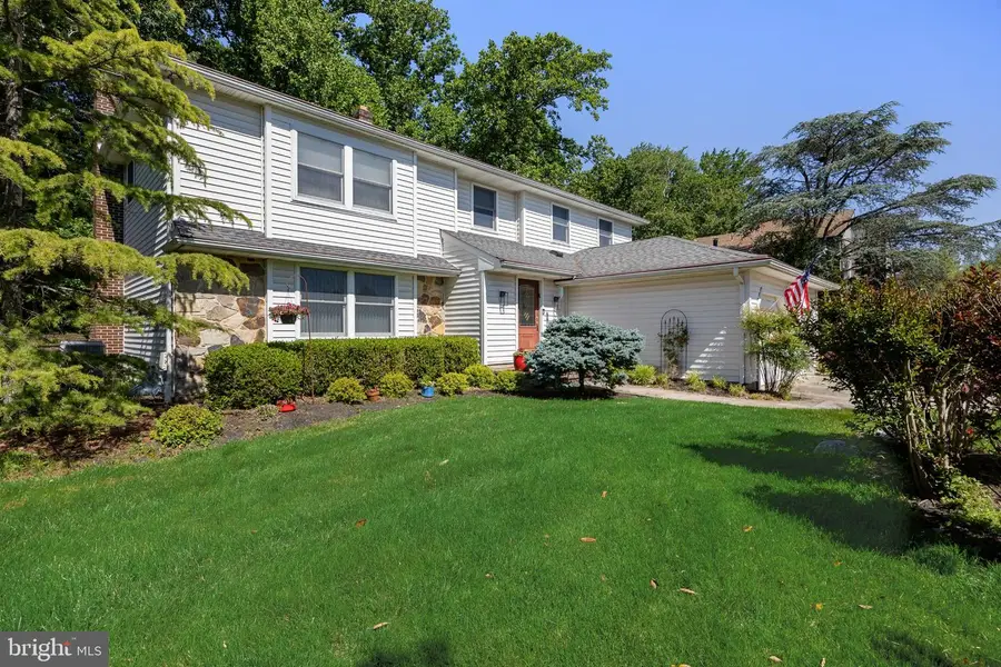 1024 Bobwhite Dr, Cherry Hill, NJ 08003 - #2