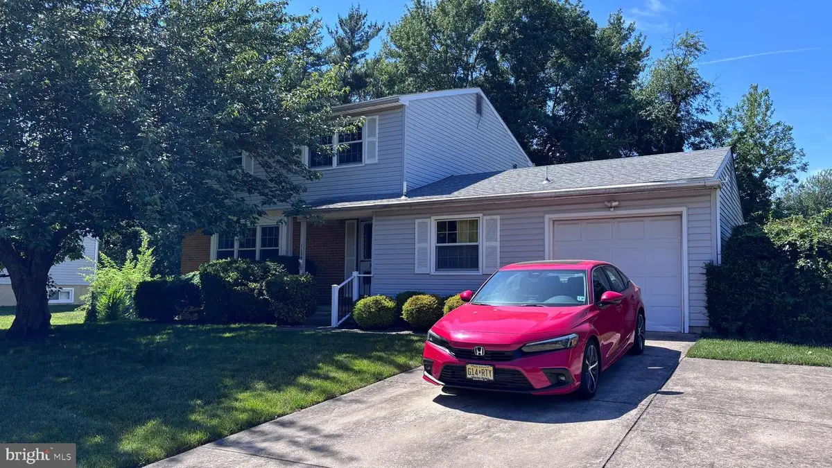 1104 Hudson Ave, Voorhees, NJ 08043 - #1