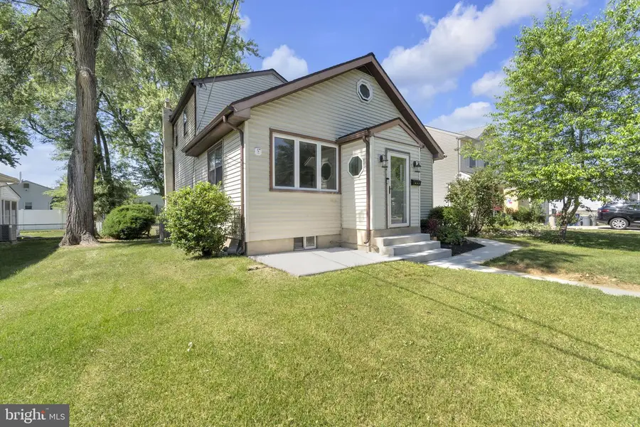 417 Roberts, Bellmawr, NJ 08031 - #2