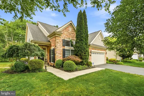 13 Woodcrest Ct, BERLIN, NJ 08009