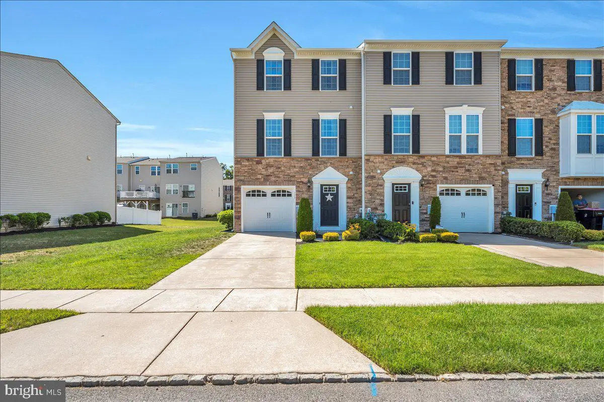 177 Village Green Ln, Sicklerville, NJ 08081 - #1