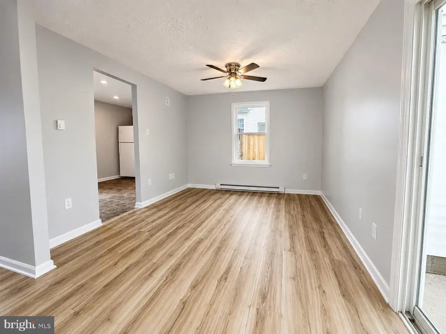 63 Berkshire Rd, Sicklerville, NJ 08081 - #3