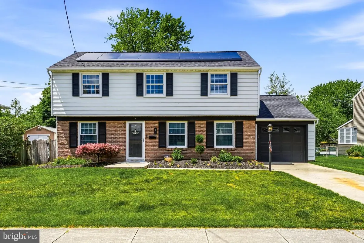 7 Hillside Rd, Stratford, NJ 08084 - #1