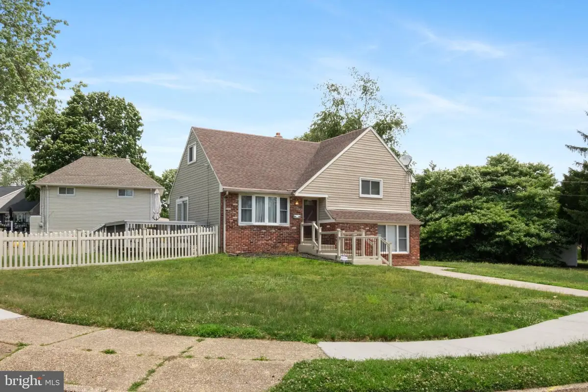 301 San Pedro Dr, Glendora, NJ 08029 - #1