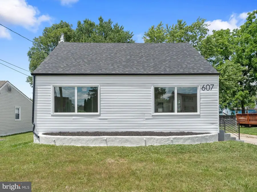 607 W Madison Ave, Magnolia, NJ 08049 - #2