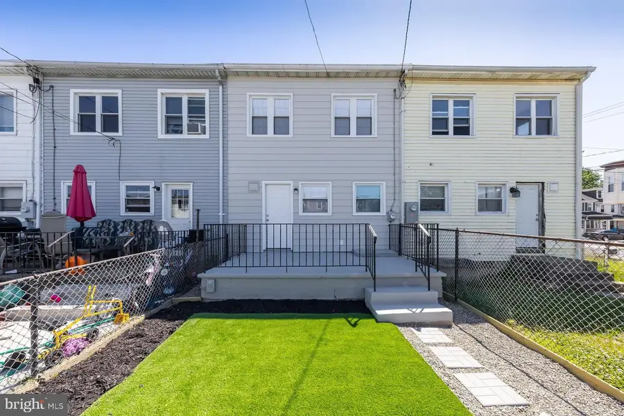 403 Bergen St, Gloucester City, NJ 08030 - #2