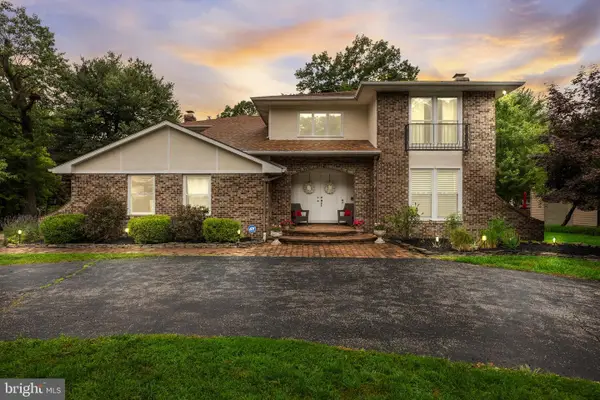1112 Buttonwood Dr, CHERRY HILL, NJ 08003