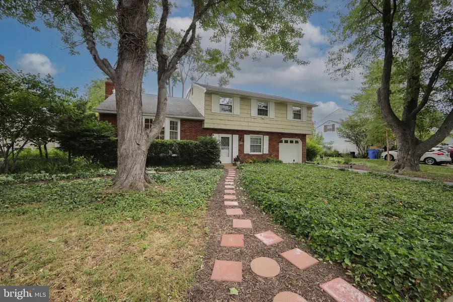 18 Lantern Ln, Cherry Hill, NJ 08002 - #3