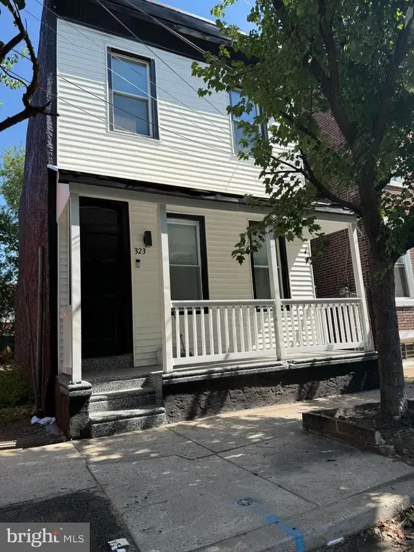 323 Chestnut St, CAMDEN, NJ 08103