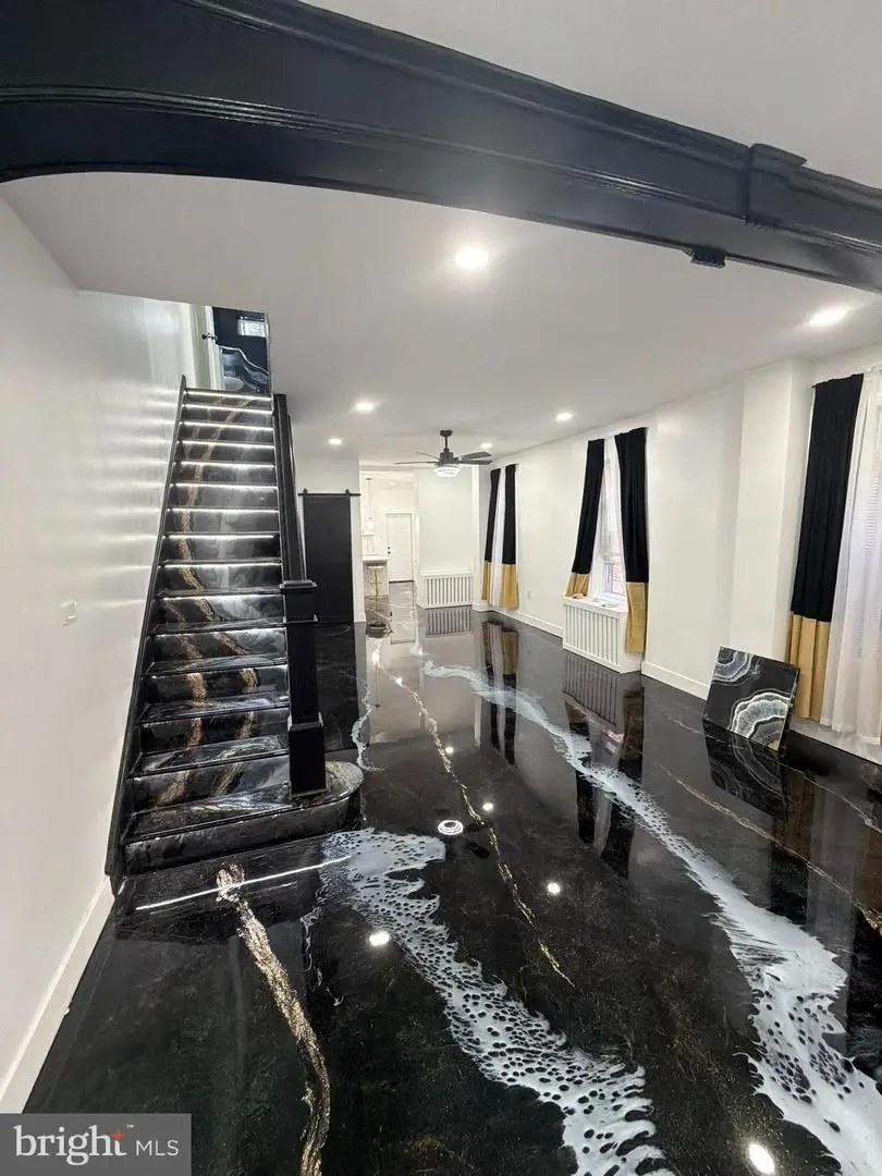 323 Chestnut St, Camden, NJ 08103 - #2