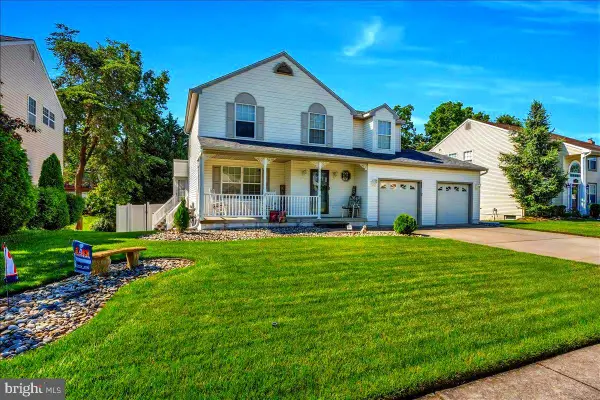 16 W Annapolis Dr, SICKLERVILLE, NJ 08081
