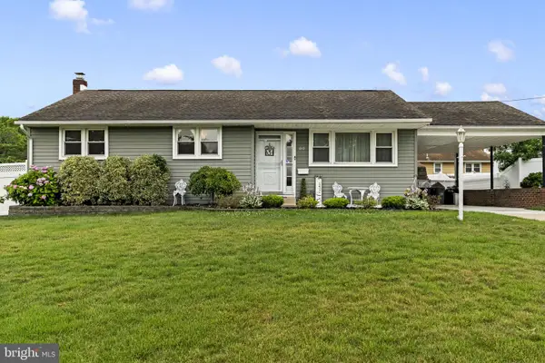 80 E Chestnut Ave, BELLMAWR, NJ 08031