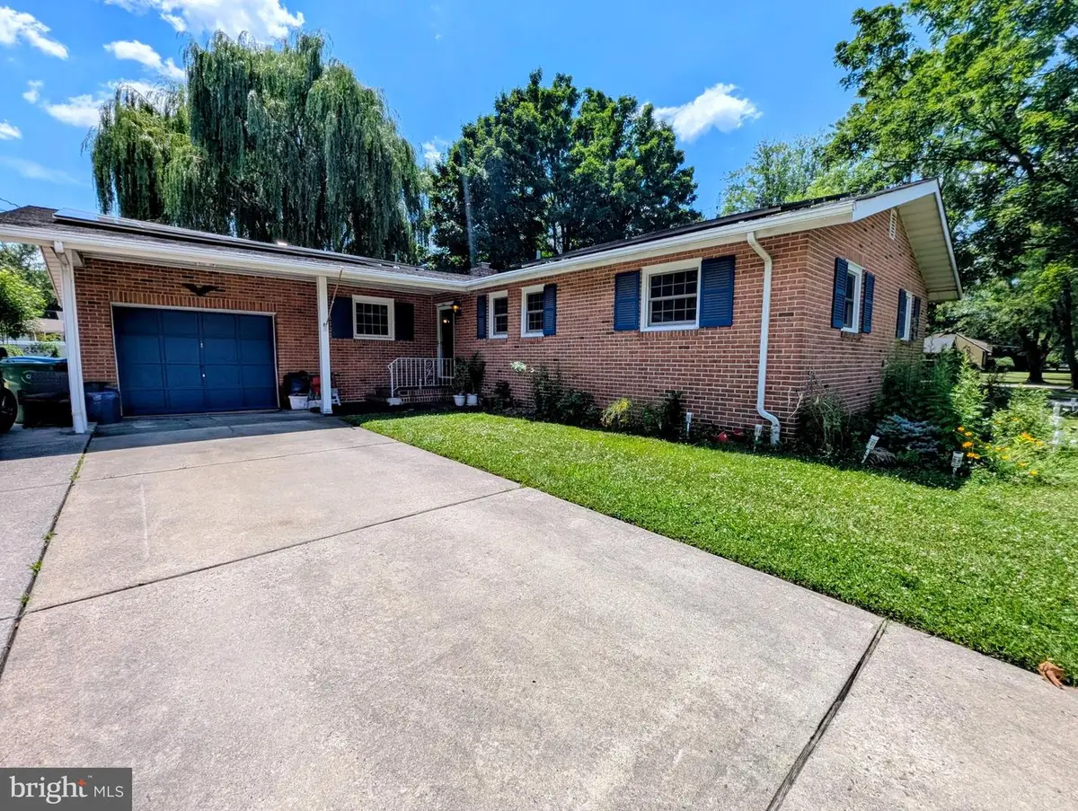 916 Murray Ave, Cherry Hill, NJ 08002 - #1