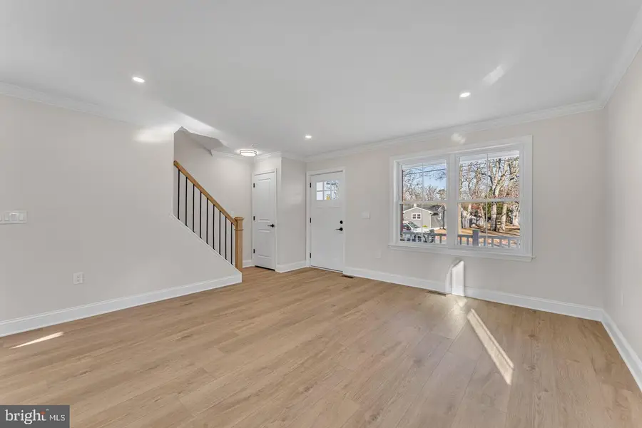 54 E Buttonwood Ave, Clementon, NJ 08021 - #3