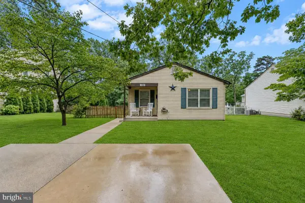134 E 11th Ave, PINE HILL, NJ 08021