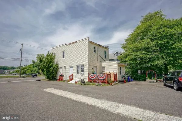 231 White Horse Pike, CLEMENTON, NJ 08021