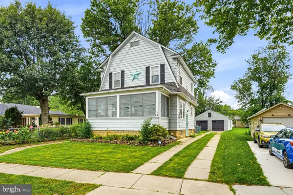 3 Ridgeway Ave, OAKLYN, NJ 08107