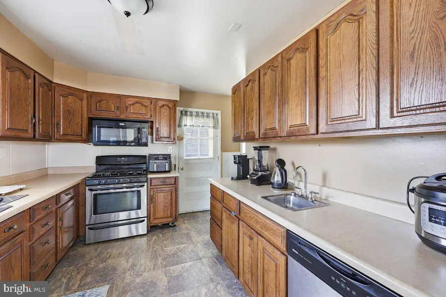 434 Flanders Rd, Bellmawr, NJ 08031 - #2