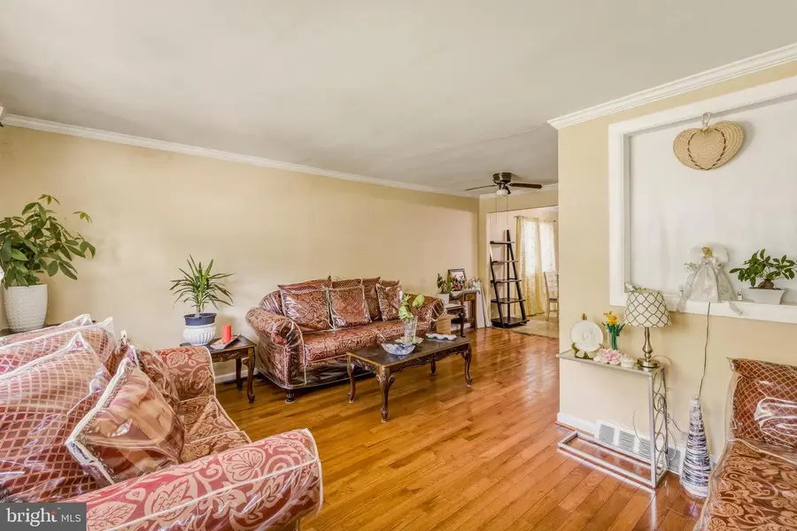 515 Douglas Dr, Cherry Hill, NJ 08034 - #3
