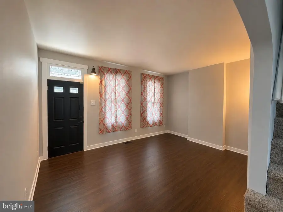 637 Powell St, Gloucester City, NJ 08030 - #3