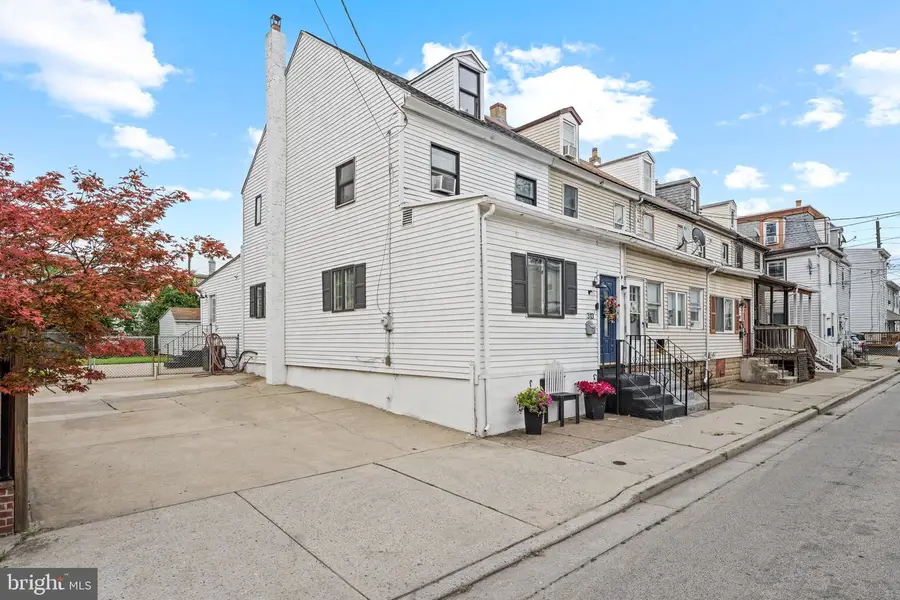 313 Morris St, Gloucester City, NJ 08030 - #2