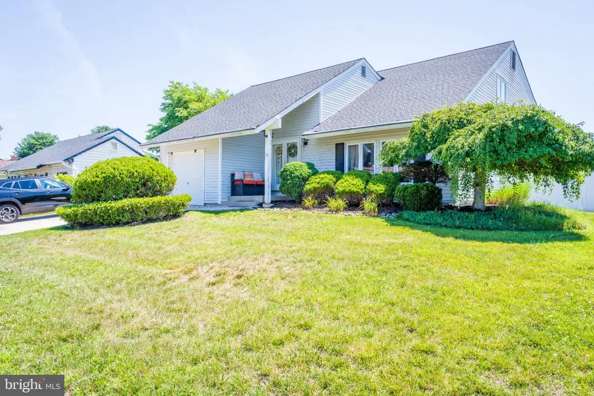 19 Pritchard Ln, Sicklerville, NJ 08081 - #1