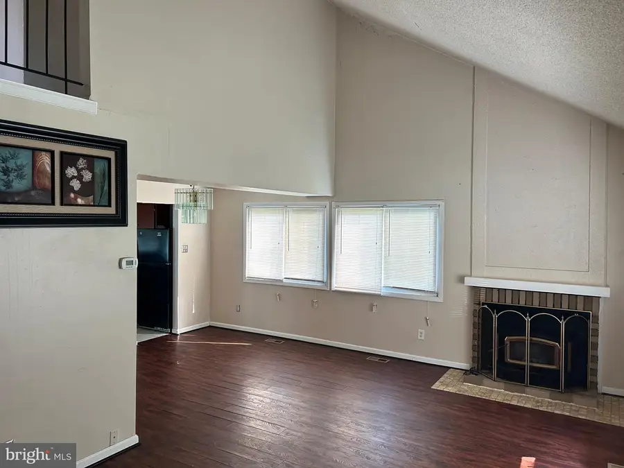 17 Parkhill Ln, Sicklerville, NJ 08081 - #2