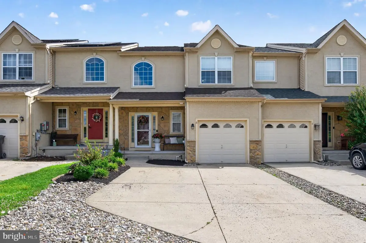 8 Zion Dr, Berlin, NJ 08009 - #1