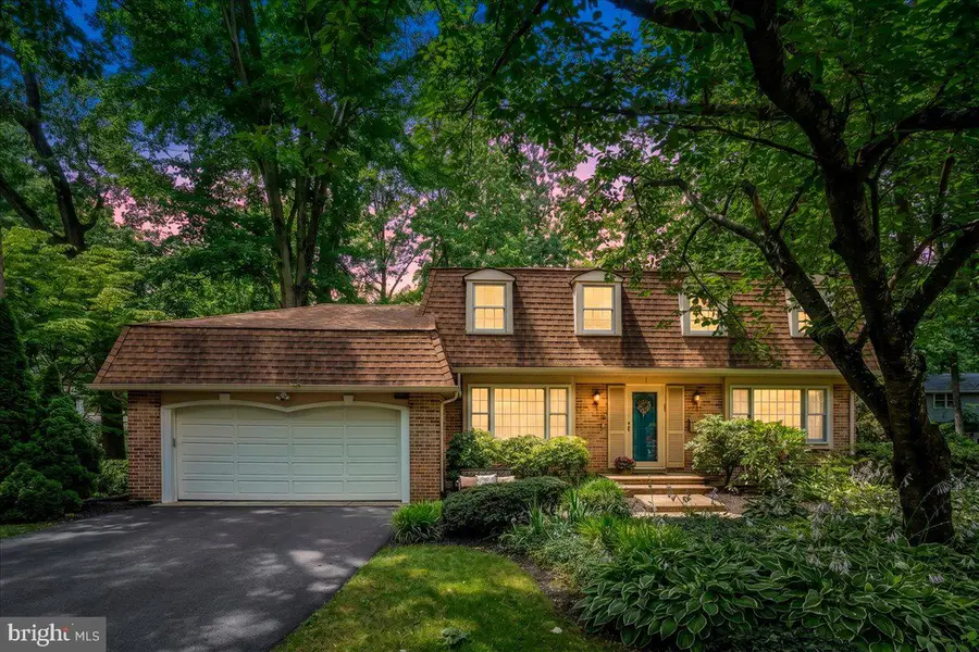 1 Pembroke Ct, Cherry Hill, NJ 08003 - #2