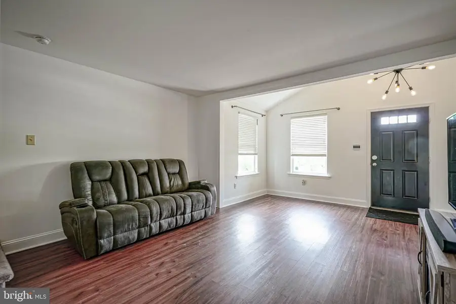208 4th Ave, West Berlin, NJ 08091 - #3