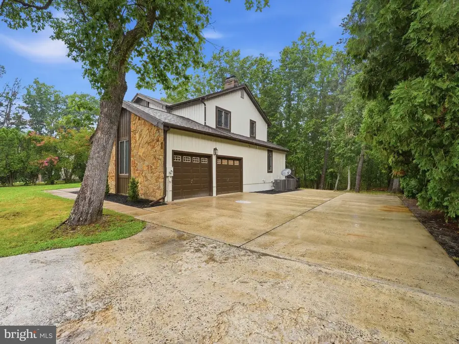6 Ashbrooke Dr, Voorhees, NJ 08043 - #3
