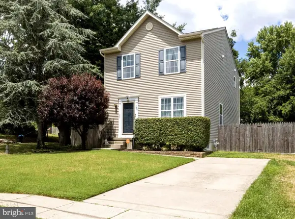 131 W Monroe Ave W, MAGNOLIA, NJ 08049
