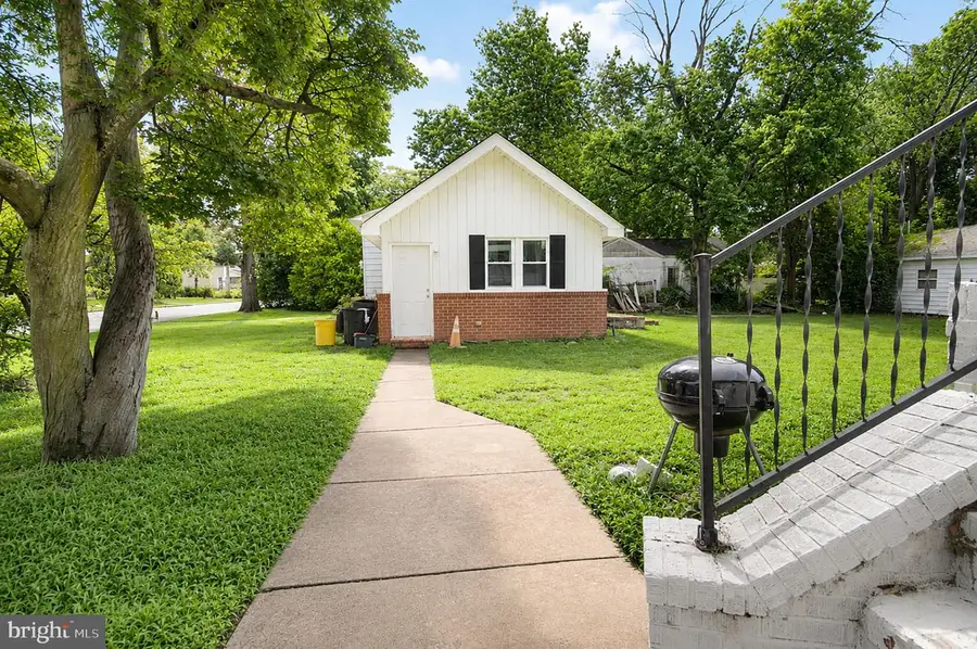 244 Gibbsboro Rd, Clementon, NJ 08021 - #3