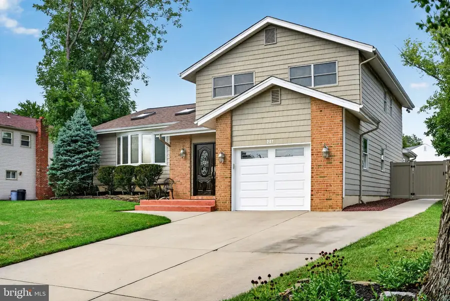 207 Sandringham Rd, Cherry Hill, NJ 08003 - #2