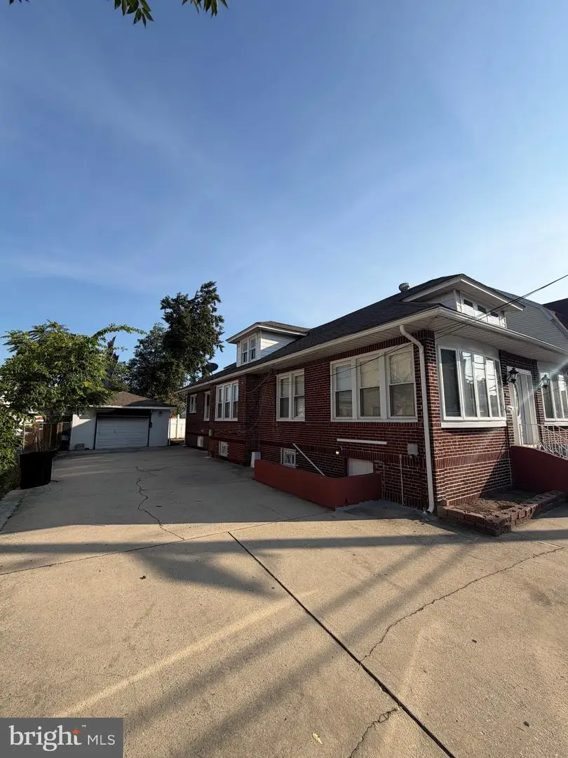 3265 River Rd, Camden, NJ 08105 - #2