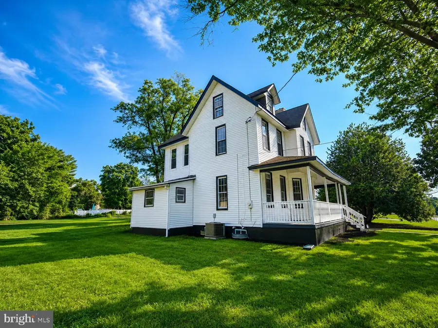 6737 Park Ave, Pennsauken, NJ 08109 - #2