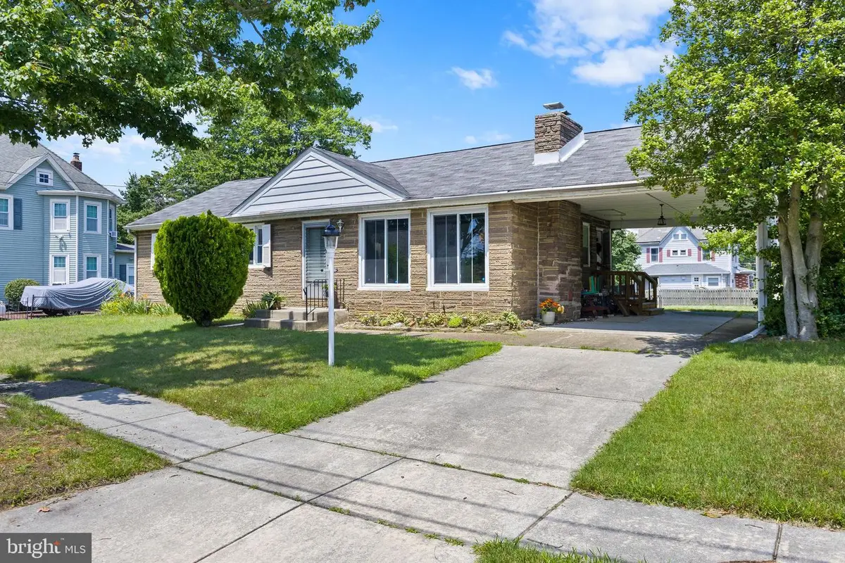 319 W Monroe Ave, Magnolia, NJ 08049 - #1