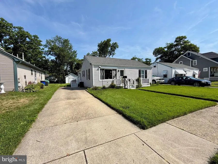 211 E Washington Ave, Magnolia, NJ 08049 - #3