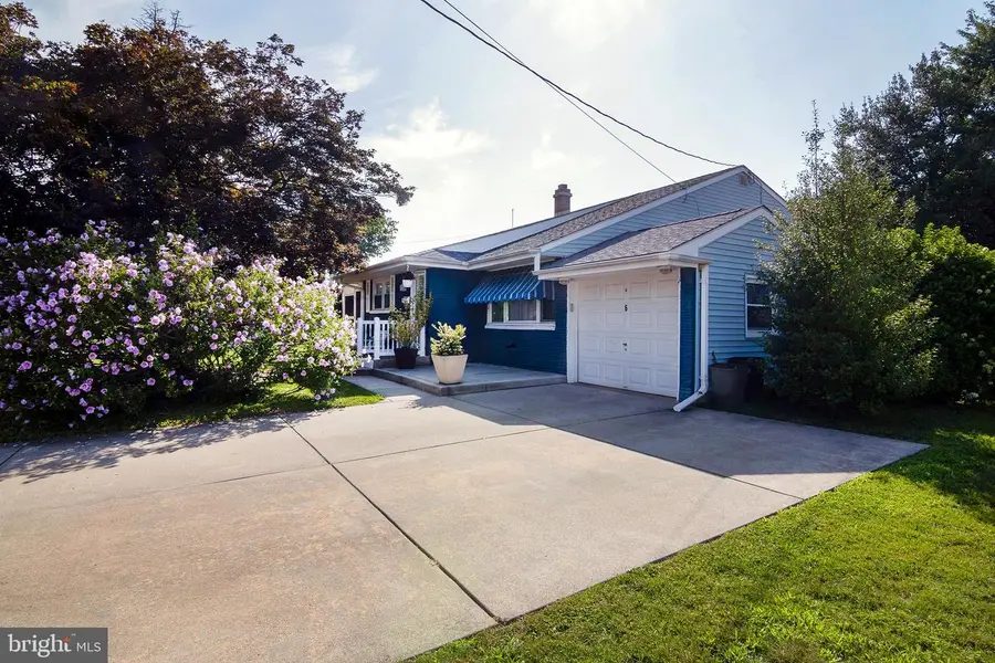 6 S Bell Rd, Bellmawr, NJ 08031 - #2