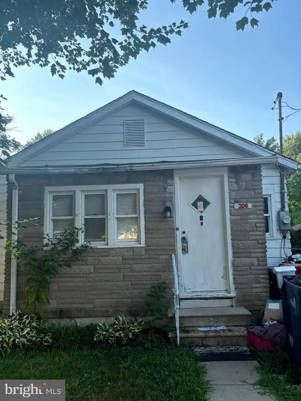 208 Park Ave, SOMERDALE, NJ 08083